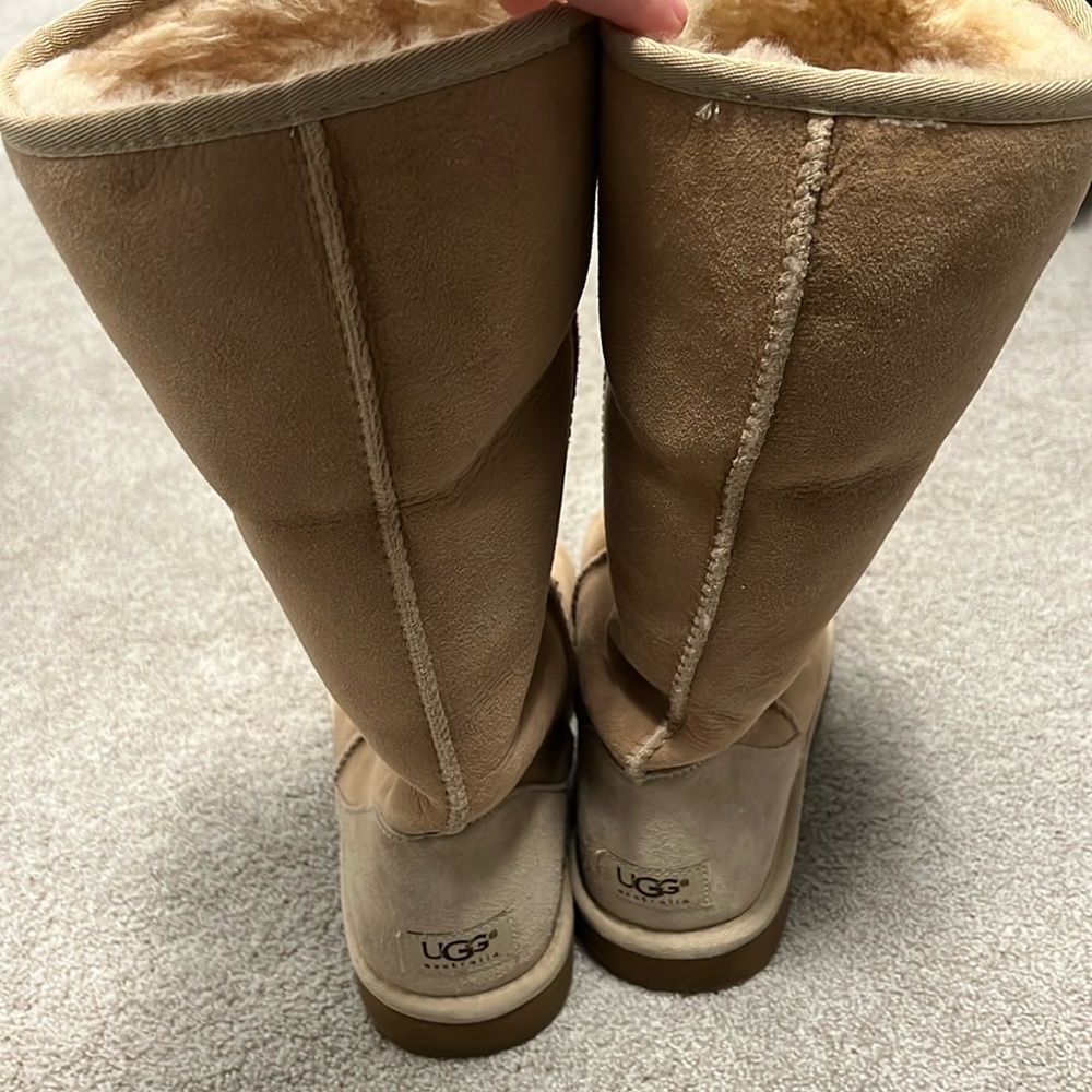 Tall Uggs size 9 - great used condition